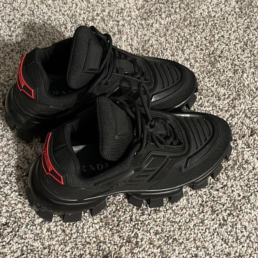 PRADA SNEAKERS